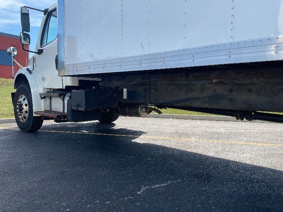 Medium Duty Box Truck-Light and Medium Duty Trucks-Freightliner-2019-M2-Akron-OH-63,915\n\t\tmiles-$ 47,750 - Image 5