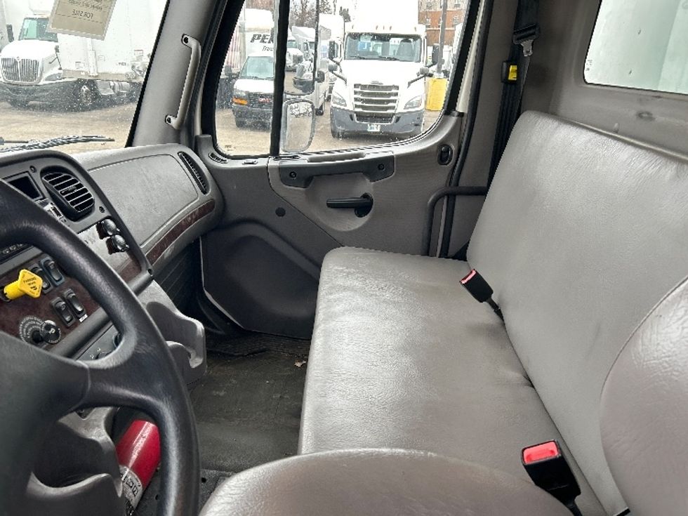 Medium Duty Box Truck-Light and Medium Duty Trucks-Freightliner-2019-M2-Akron-OH-93,524\n\t\tmiles-$ 62,500 - Image 20