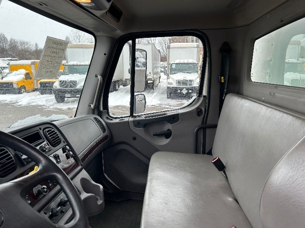 Medium Duty Box Truck-Light and Medium Duty Trucks-Freightliner-2019-M2-Akron-OH-94,558\n\t\tmiles-$ 61,250 - Image 14