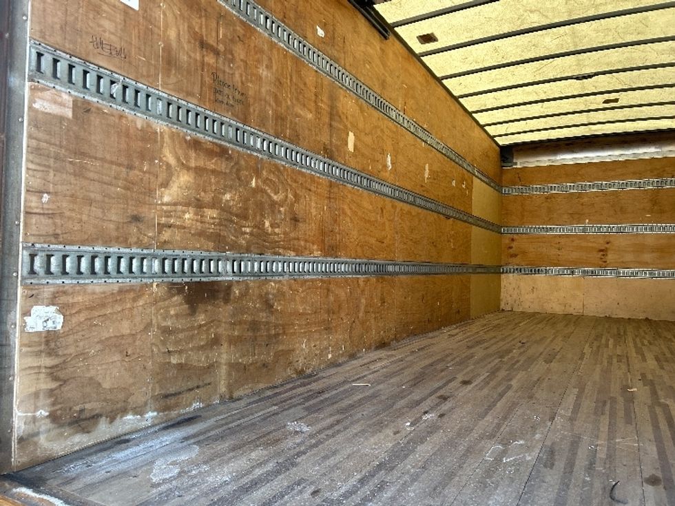 Medium Duty Box Truck-Light and Medium Duty Trucks-Freightliner-2019-M2-Albany-NY-186,290\n\t\tmiles-$ 35,750 - Image 11