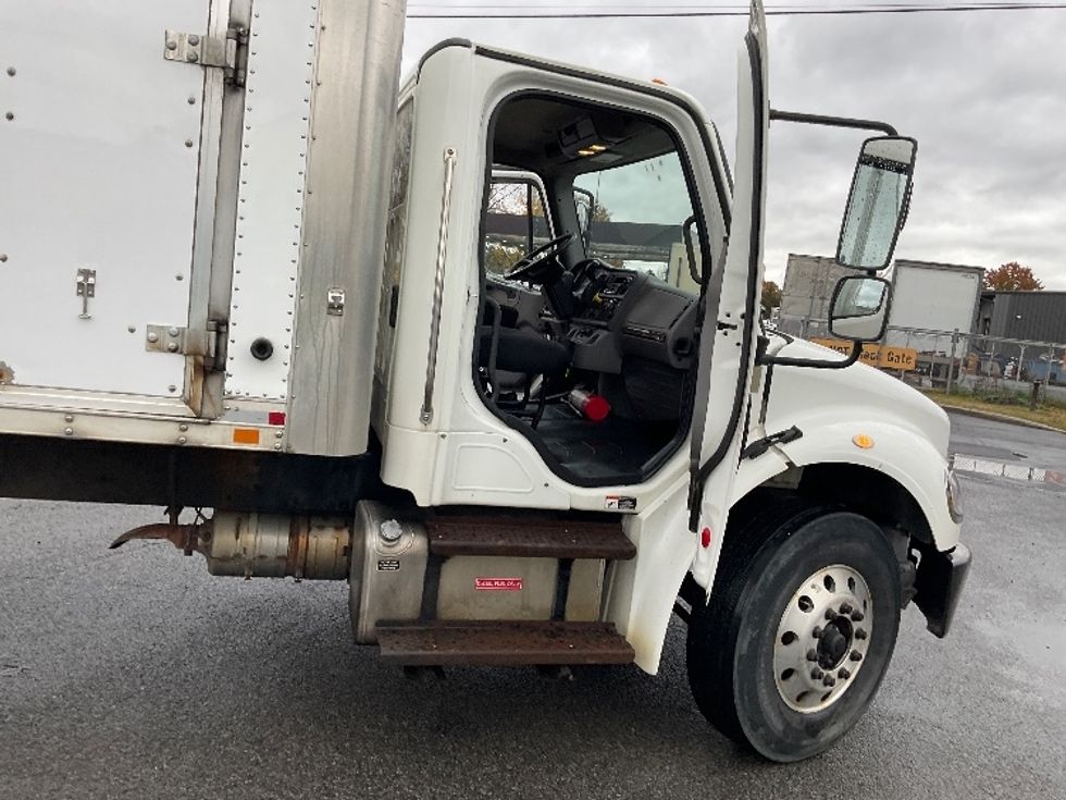 Medium Duty Box Truck-Light and Medium Duty Trucks-Freightliner-2019-M2-Albany-NY-218,938\n\t\tmiles-$ 41,000 - Image 20