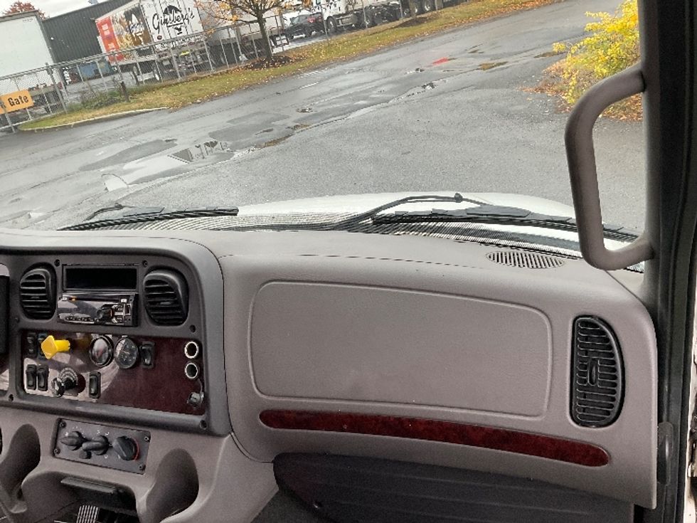 Medium Duty Box Truck-Light and Medium Duty Trucks-Freightliner-2019-M2-Albany-NY-218,938\n\t\tmiles-$ 41,000 - Image 21