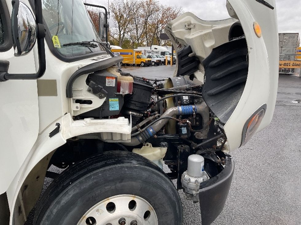 Medium Duty Box Truck-Light and Medium Duty Trucks-Freightliner-2019-M2-Albany-NY-218,938\n\t\tmiles-$ 41,000 - Image 23
