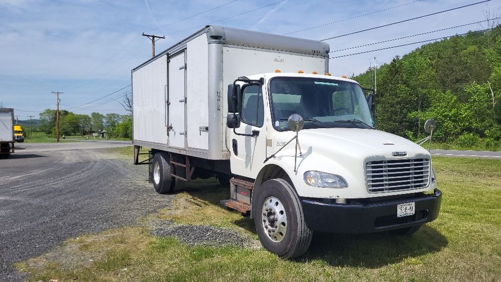 Medium Duty Box Truck-Light and Medium Duty Trucks-Freightliner-2019-M2-Albany-NY-231,026\n\t\tmiles-$ 27,750 - Image 3