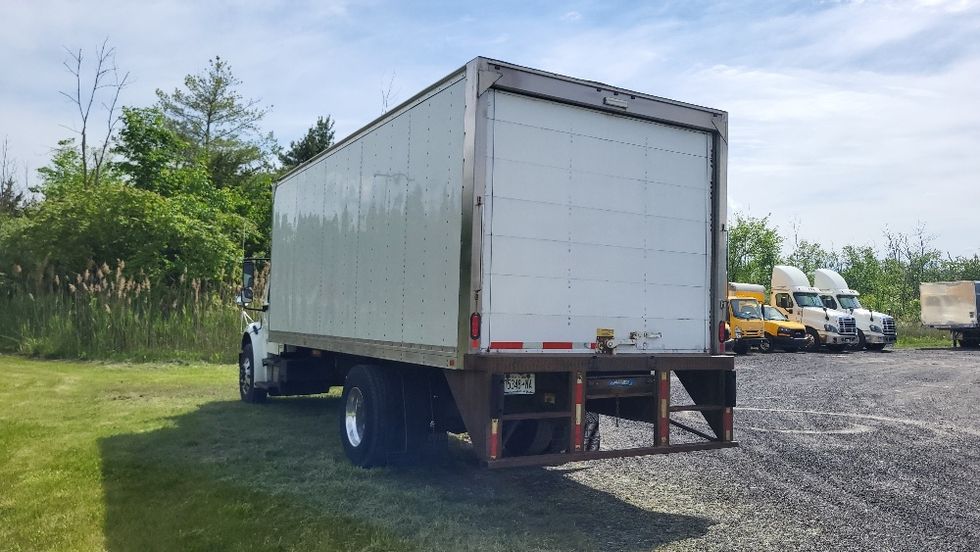 Medium Duty Box Truck-Light and Medium Duty Trucks-Freightliner-2019-M2-Albany-NY-231,026\n\t\tmiles-$ 27,750 - Image 6