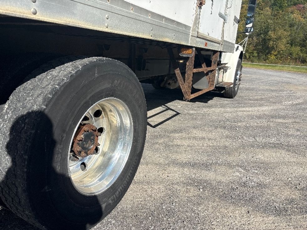 Medium Duty Box Truck-Light and Medium Duty Trucks-Freightliner-2019-M2-Albany-NY-261,166\n\t\tmiles-$ 26,000 - Image 14