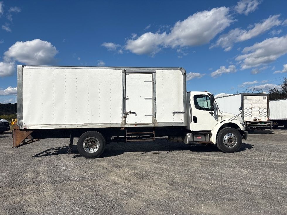 Medium Duty Box Truck-Light and Medium Duty Trucks-Freightliner-2019-M2-Albany-NY-261,166\n\t\tmiles-$ 26,000 - Image 15