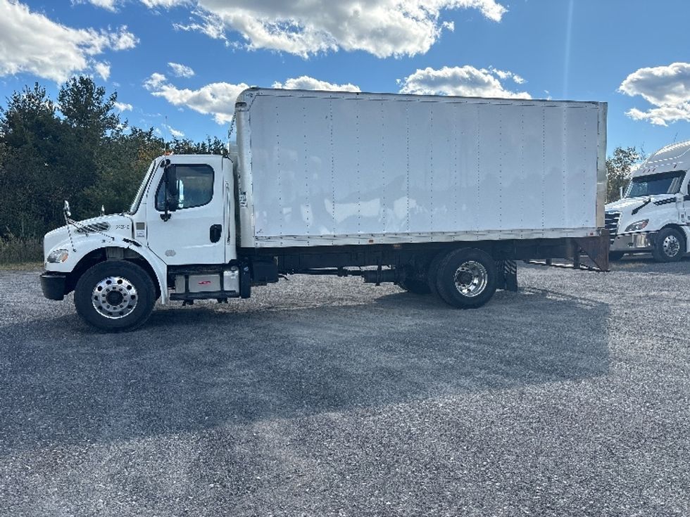 Medium Duty Box Truck-Light and Medium Duty Trucks-Freightliner-2019-M2-Albany-NY-261,166\n\t\tmiles-$ 26,000 - Image 4