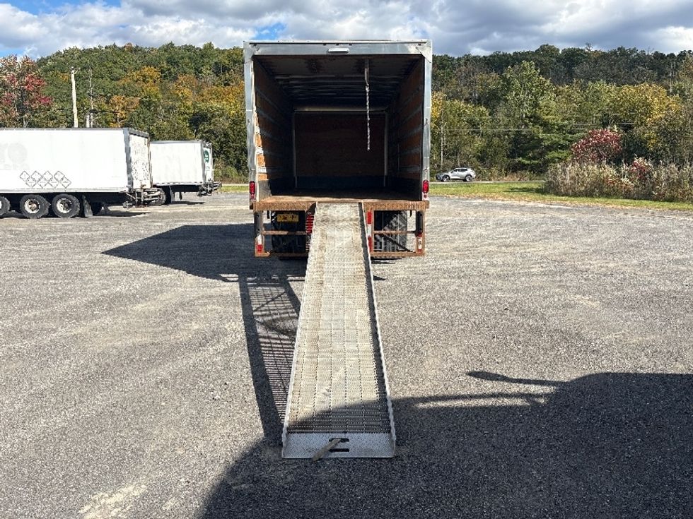 Medium Duty Box Truck-Light and Medium Duty Trucks-Freightliner-2019-M2-Albany-NY-261,166\n\t\tmiles-$ 26,000 - Image 9