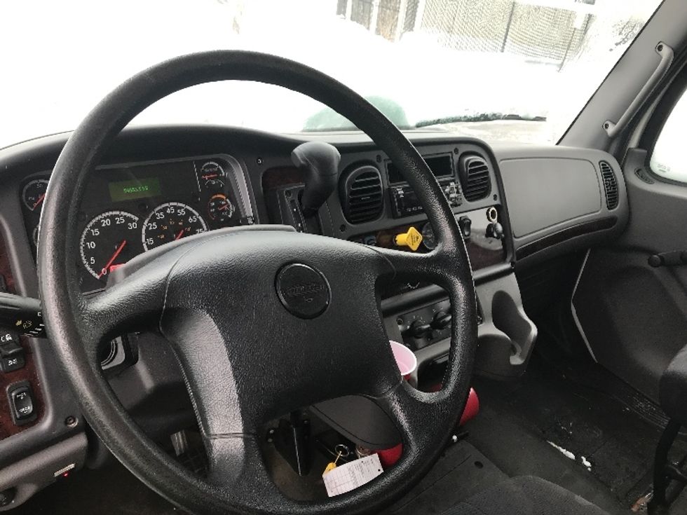 Medium Duty Box Truck-Light and Medium Duty Trucks-Freightliner-2019-M2-Albany-NY-54,552\n\t\tmiles-$ 58,750 - Image 17