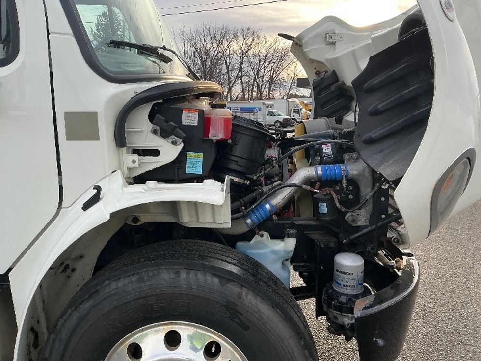 Medium Duty Box Truck-Light and Medium Duty Trucks-Freightliner-2019-M2-Albany-NY-54,552\n\t\tmiles-$ 58,750 - Image 21
