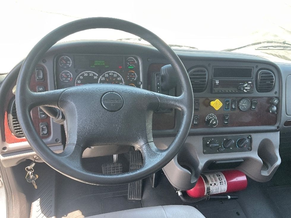 Medium Duty Box Truck-Light and Medium Duty Trucks-Freightliner-2019-M2-Albuquerque-NM-169,780\n\t\tmiles-$ 54,000 - Image 16