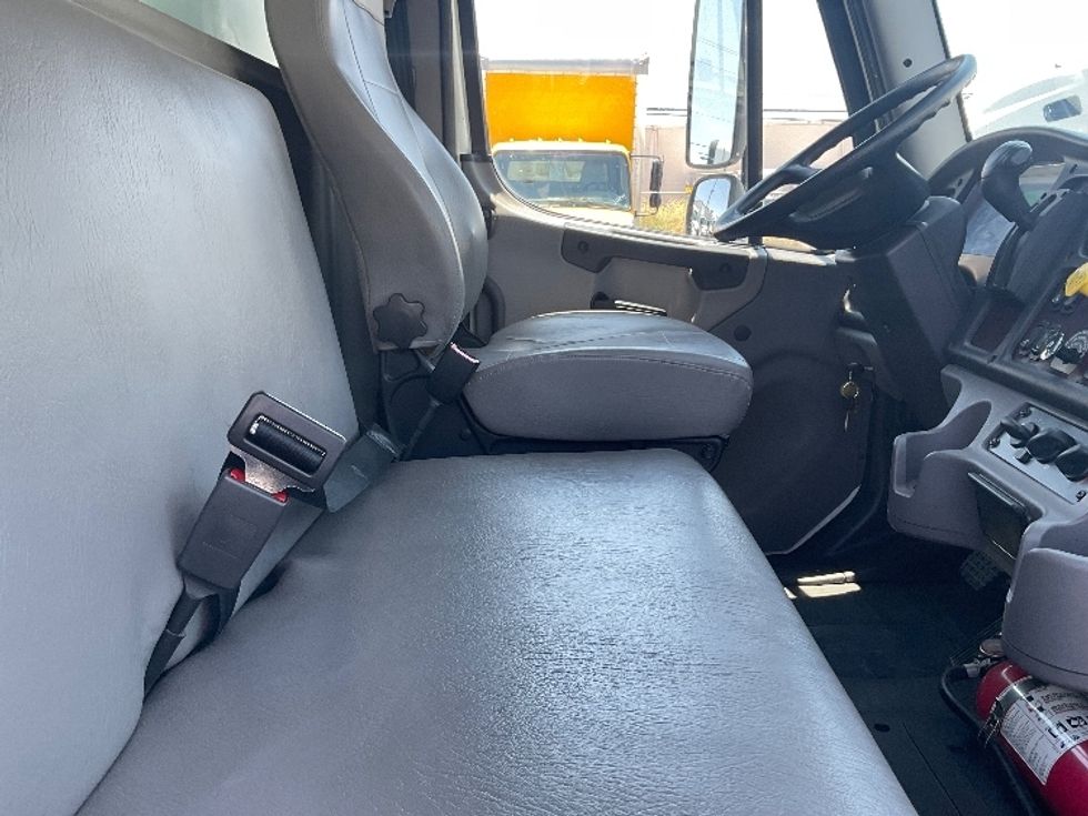 Medium Duty Box Truck-Light and Medium Duty Trucks-Freightliner-2019-M2-Albuquerque-NM-169,780\n\t\tmiles-$ 54,000 - Image 20
