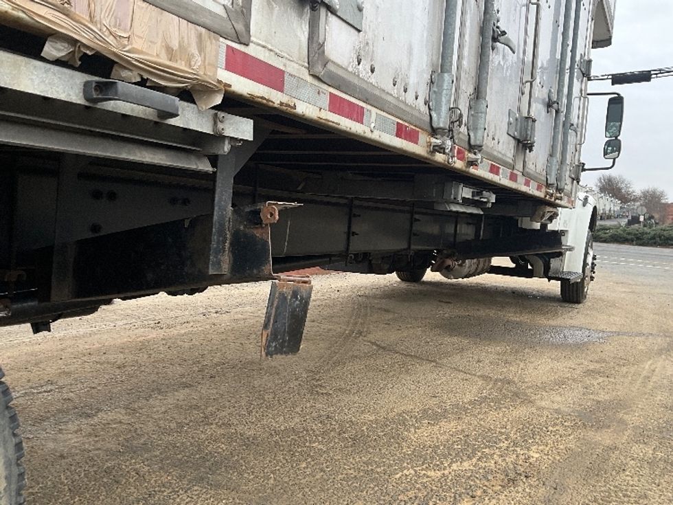 Medium Duty Box Truck-Light and Medium Duty Trucks-Freightliner-2019-M2-Alexandria-VA-160,991\n\t\tmiles-$ 57,500 - Image 13