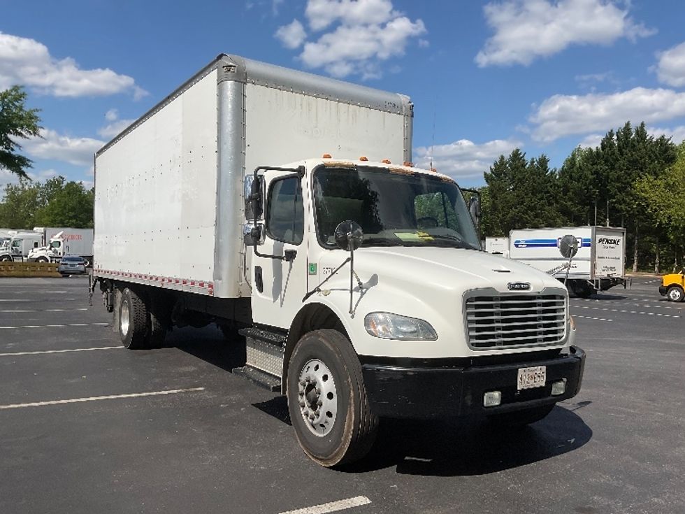 Medium Duty Box Truck-Light and Medium Duty Trucks-Freightliner-2019-M2-Alexandria-VA-192,580\n\t\tmiles-$ 44,000 - Image 1