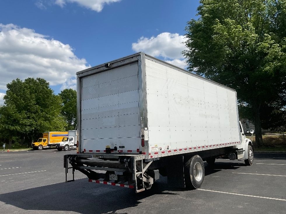 Medium Duty Box Truck-Light and Medium Duty Trucks-Freightliner-2019-M2-Alexandria-VA-192,580\n\t\tmiles-$ 44,000 - Image 13