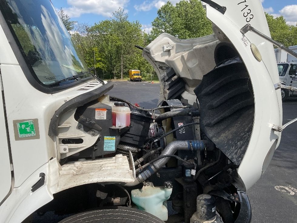 Medium Duty Box Truck-Light and Medium Duty Trucks-Freightliner-2019-M2-Alexandria-VA-192,580\n\t\tmiles-$ 44,000 - Image 21