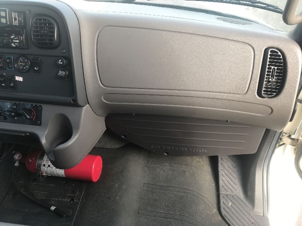 Medium Duty Box Truck-Light and Medium Duty Trucks-Freightliner-2019-M2-Allentown-PA-79,482\n\t\tmiles-$ 60,000 - Image 21