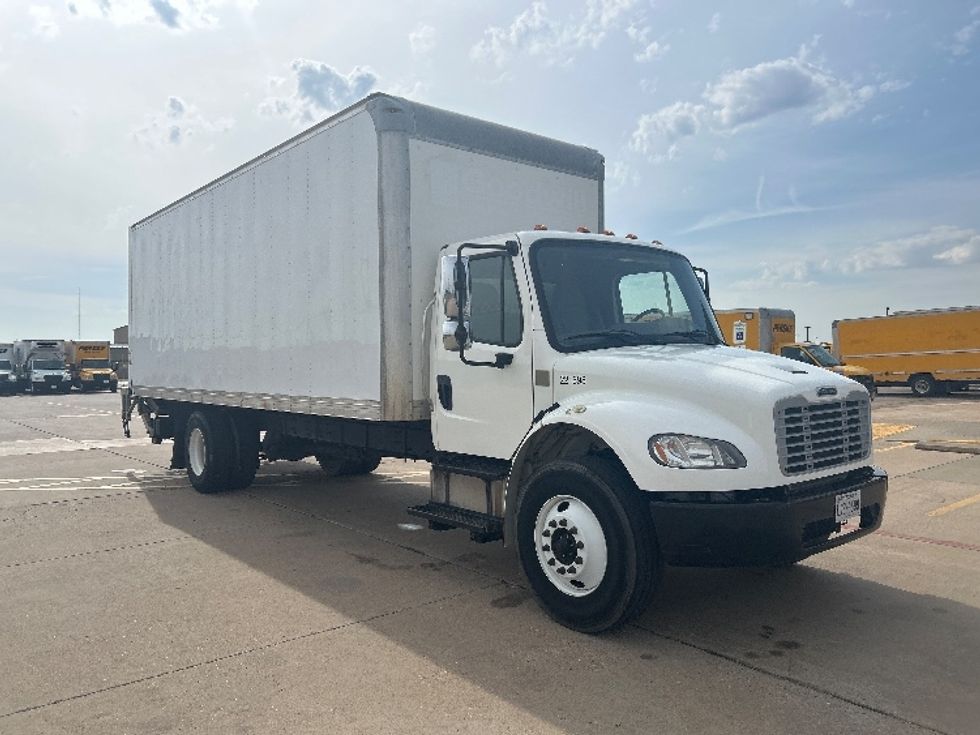 Medium Duty Box Truck-Light and Medium Duty Trucks-Freightliner-2019-M2-Amarillo-TX-98,345\n\t\tmiles-$ 57,250 - Image 1