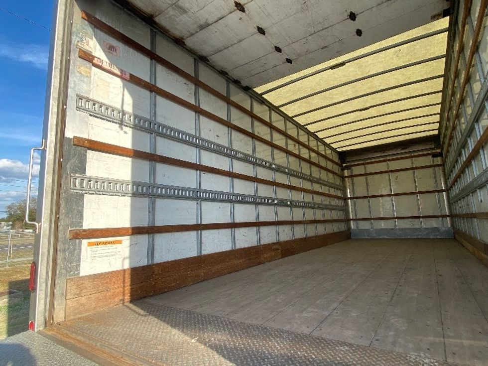 Medium Duty Box Truck-Light and Medium Duty Trucks-Freightliner-2019-M2-Apopka-FL-209,330\n\t\tmiles-$ 46,750 - Image 11