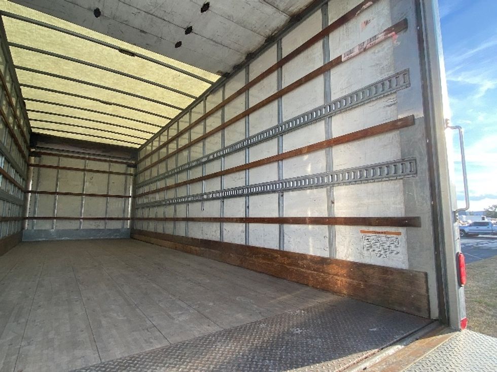 Medium Duty Box Truck-Light and Medium Duty Trucks-Freightliner-2019-M2-Apopka-FL-209,330\n\t\tmiles-$ 46,750 - Image 12