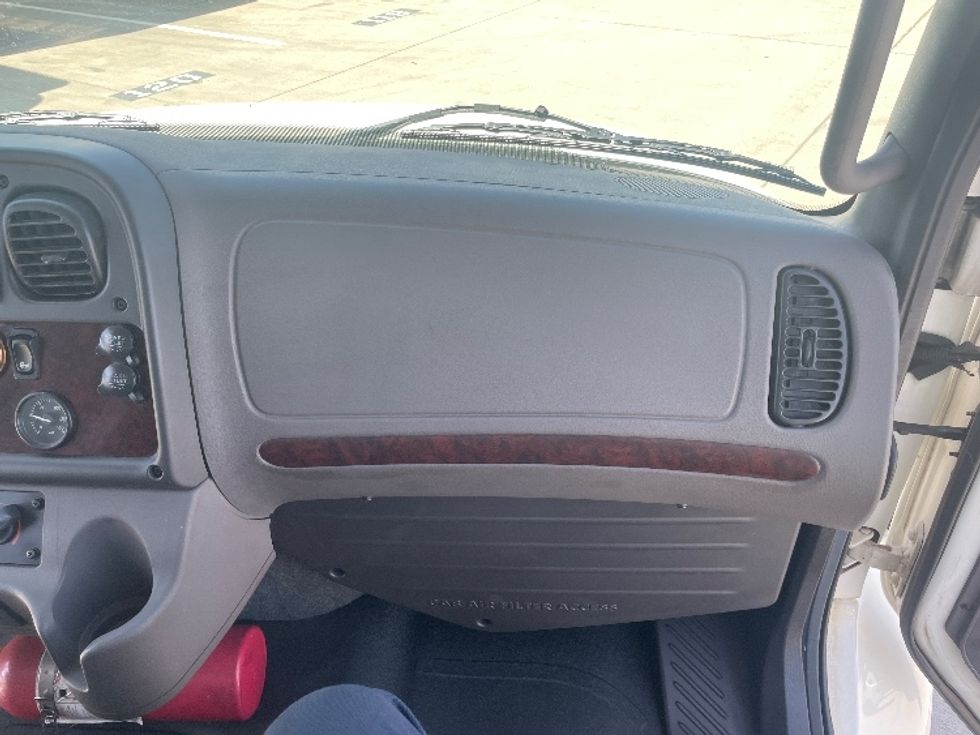 Medium Duty Box Truck-Light and Medium Duty Trucks-Freightliner-2019-M2-Arlington-TX-138,605\n\t\tmiles-$ 53,750 - Image 20