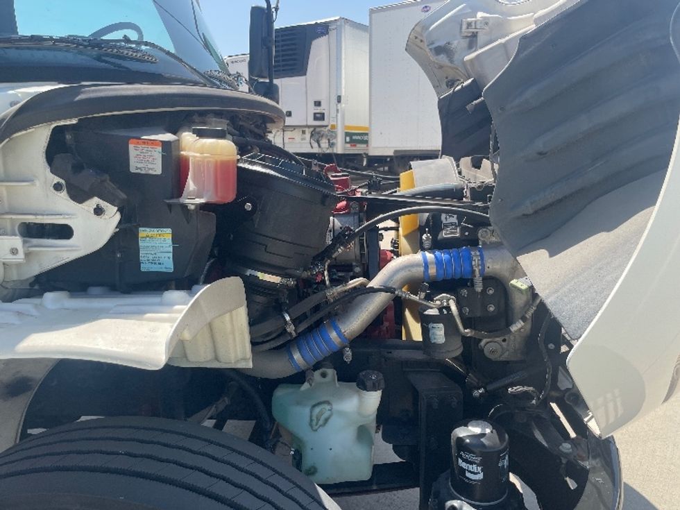 Medium Duty Box Truck-Light and Medium Duty Trucks-Freightliner-2019-M2-Arlington-TX-138,605\n\t\tmiles-$ 53,750 - Image 22