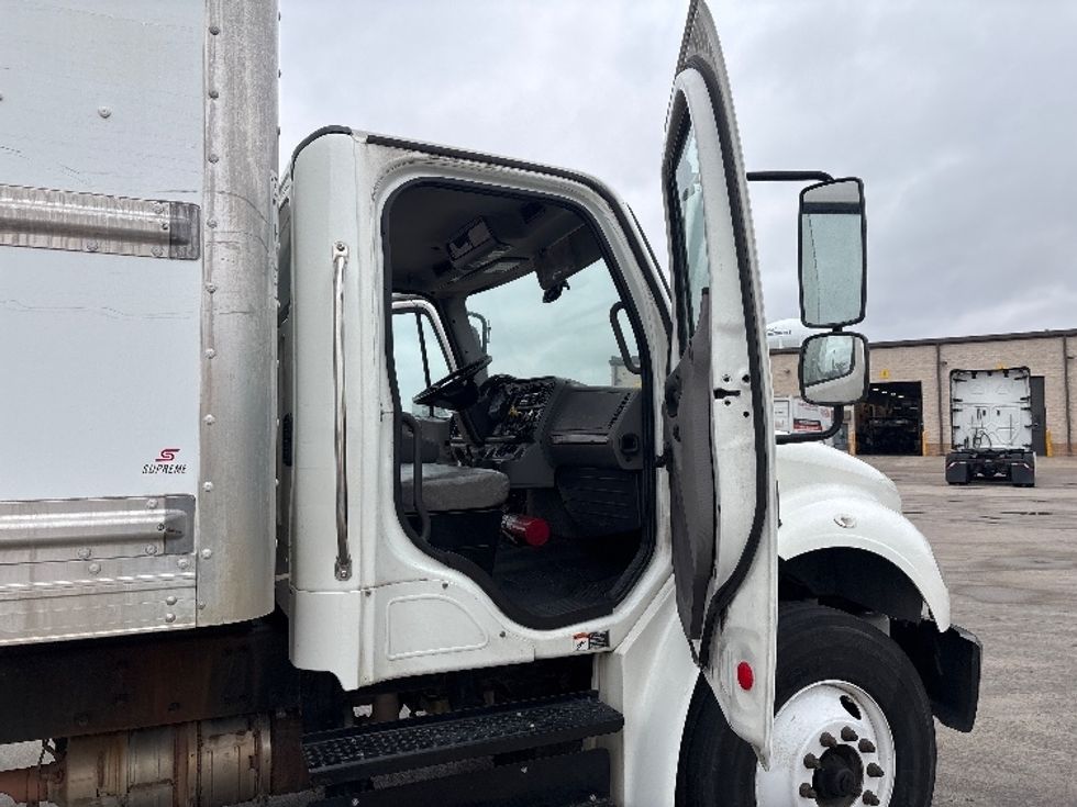 Medium Duty Box Truck-Light and Medium Duty Trucks-Freightliner-2019-M2-Arlington-TX-226,591\n\t\tmiles-$ 43,500 - Image 19