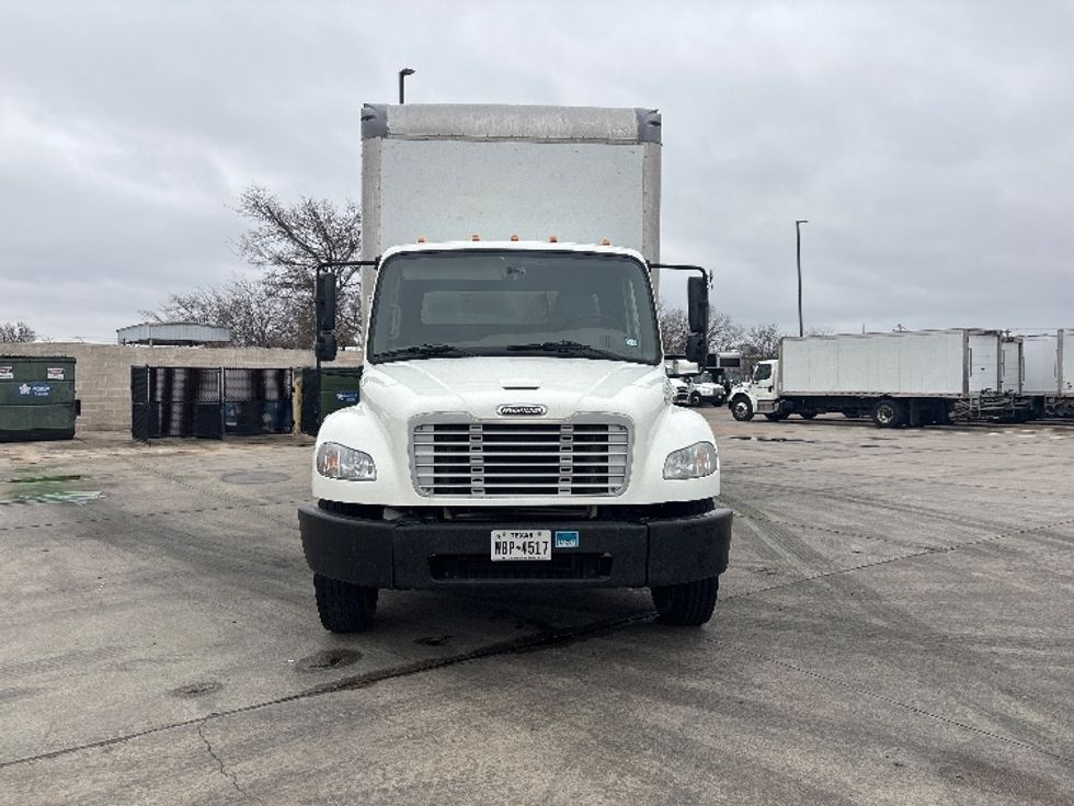 Medium Duty Box Truck-Light and Medium Duty Trucks-Freightliner-2019-M2-Arlington-TX-226,591\n\t\tmiles-$ 43,500 - Image 2