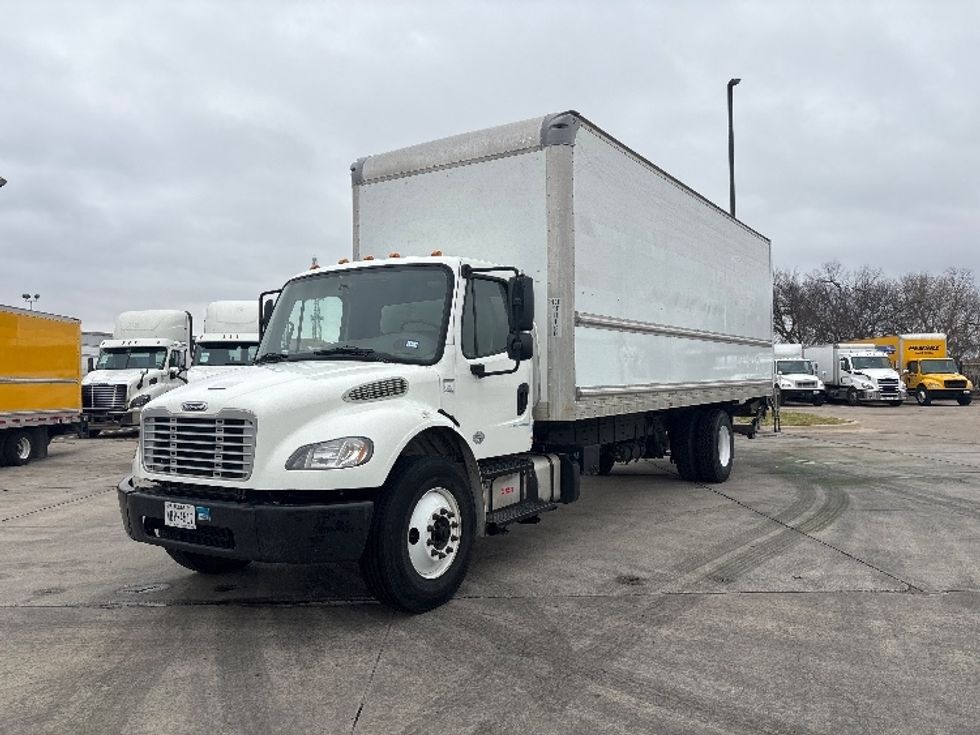 Medium Duty Box Truck-Light and Medium Duty Trucks-Freightliner-2019-M2-Arlington-TX-226,591\n\t\tmiles-$ 43,500 - Image 3