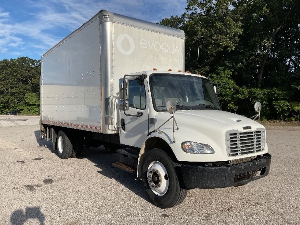 Medium Duty Box Truck-Light and Medium Duty Trucks-Freightliner-2019-M2-Ashland-VA-200,269\n\t\tmiles-$ 36,750 - Image 1