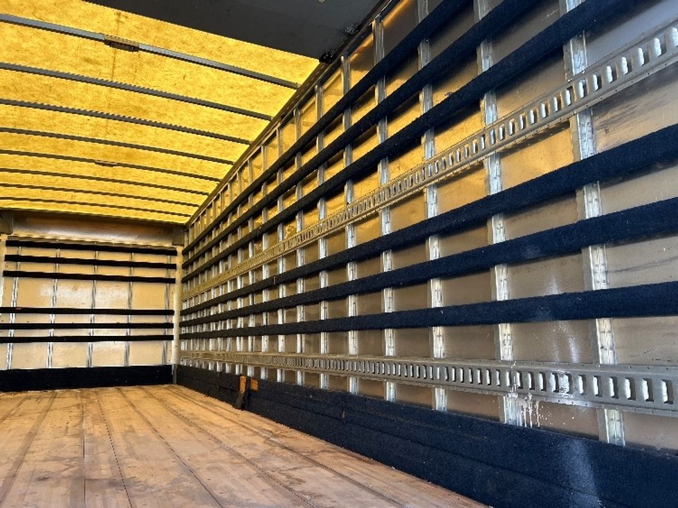 Medium Duty Box Truck-Light and Medium Duty Trucks-Freightliner-2019-M2-Atlanta (Forest Park)-GA-135,646\n\t\tmiles-$ 60,250 - Image 12