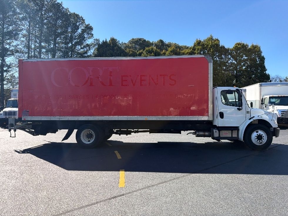Medium Duty Box Truck-Light and Medium Duty Trucks-Freightliner-2019-M2-Atlanta (Forest Park)-GA-135,646\n\t\tmiles-$ 60,250 - Image 15