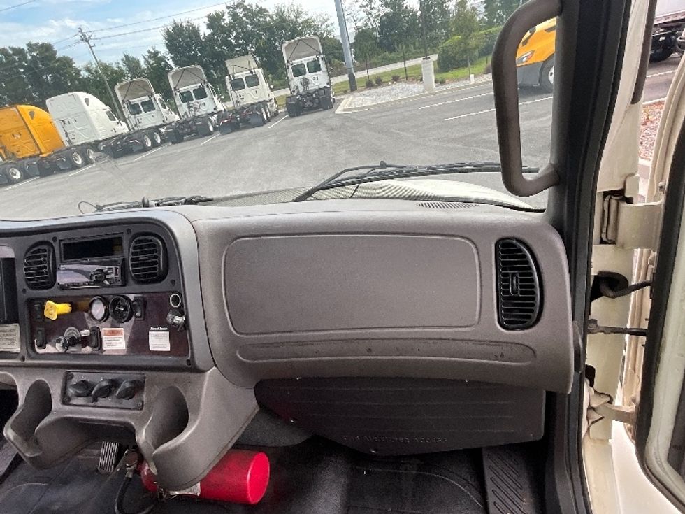 Medium Duty Box Truck-Light and Medium Duty Trucks-Freightliner-2019-M2-Atlanta (Forest Park)-GA-300,935\n\t\tmiles-$ 31,750 - Image 20