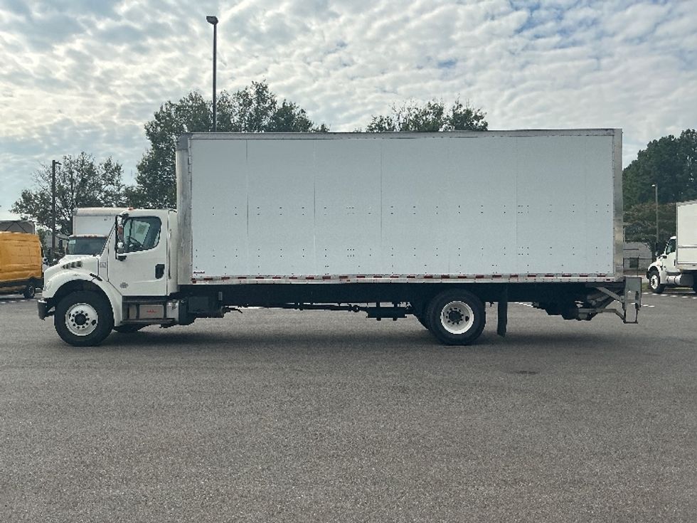 Medium Duty Box Truck-Light and Medium Duty Trucks-Freightliner-2019-M2-Atlanta (Forest Park)-GA-91,176\n\t\tmiles-$ 62,250 - Image 4
