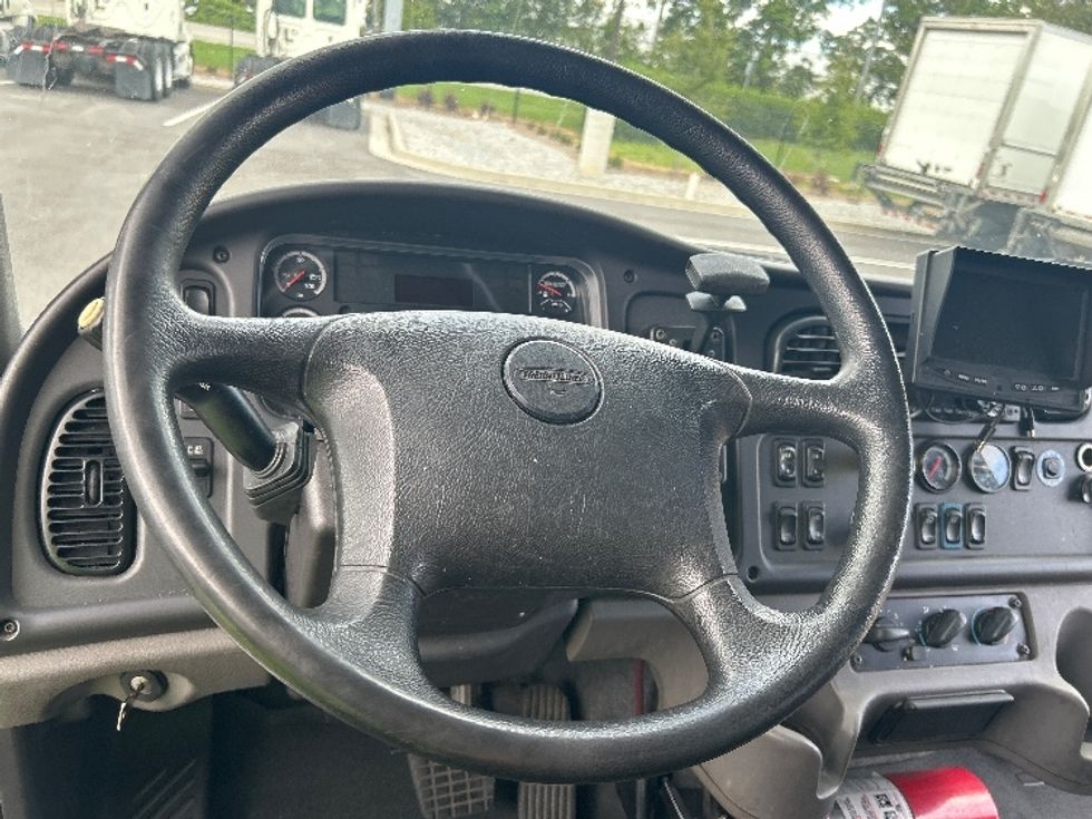Medium Duty Box Truck-Light and Medium Duty Trucks-Freightliner-2019-M2-Atlanta (Forest Park)-GA-91,176\n\t\tmiles-$ 62,250 - Image 18