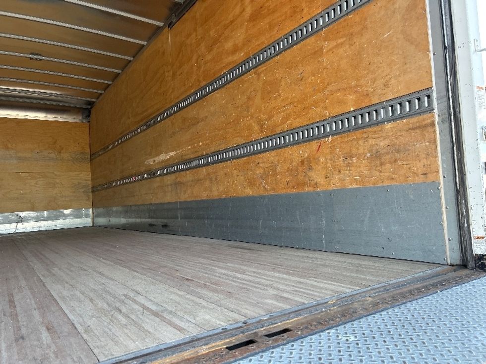 Medium Duty Box Truck-Light and Medium Duty Trucks-Freightliner-2019-M2-Atlanta-GA-147,100\n\t\tmiles-$ 55,250 - Image 12