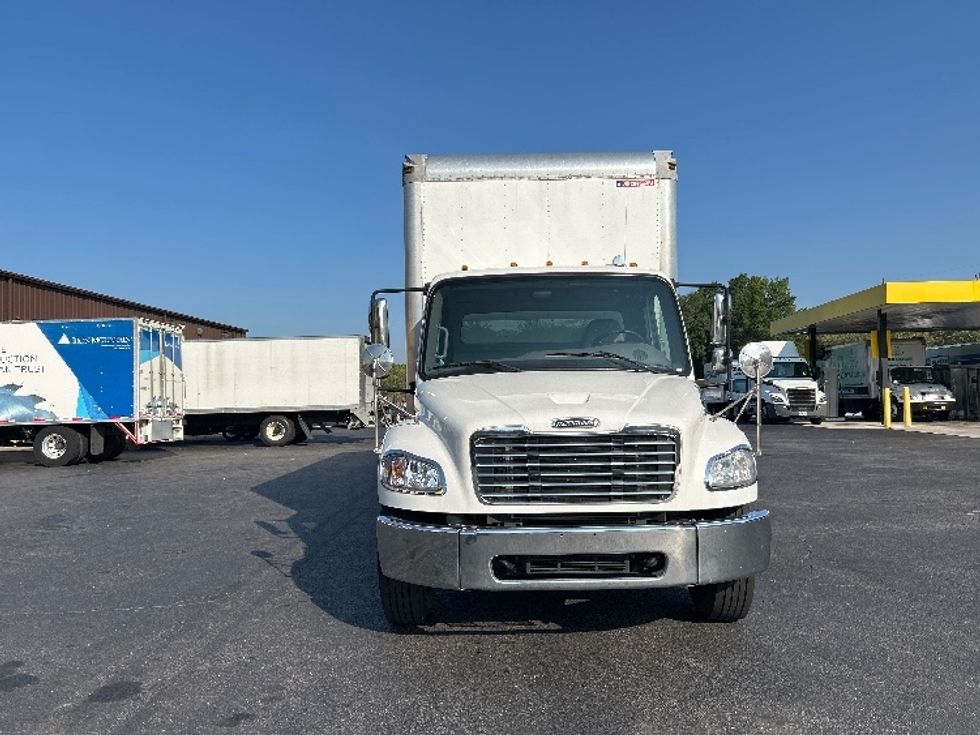 Medium Duty Box Truck-Light and Medium Duty Trucks-Freightliner-2019-M2-Atlanta-GA-147,100\n\t\tmiles-$ 55,250 - Image 2