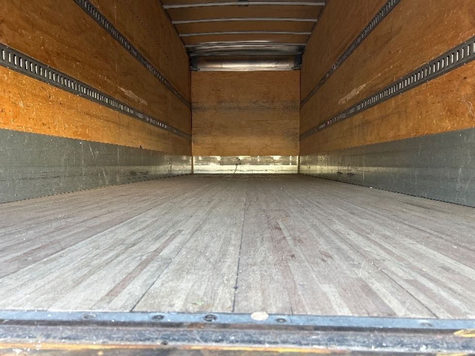 Medium Duty Box Truck-Light and Medium Duty Trucks-Freightliner-2019-M2-Atlanta-GA-147,100\n\t\tmiles-$ 55,250 - Image 8