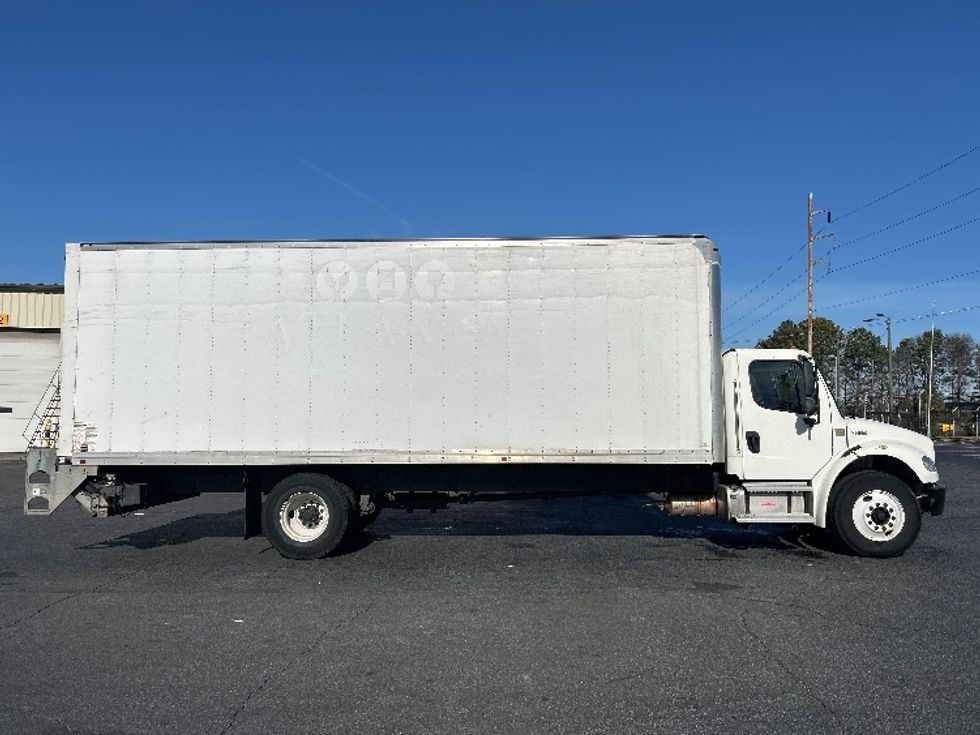 Medium Duty Box Truck-Light and Medium Duty Trucks-Freightliner-2019-M2-Atlanta-GA-153,215\n\t\tmiles-$ 54,750 - Image 15