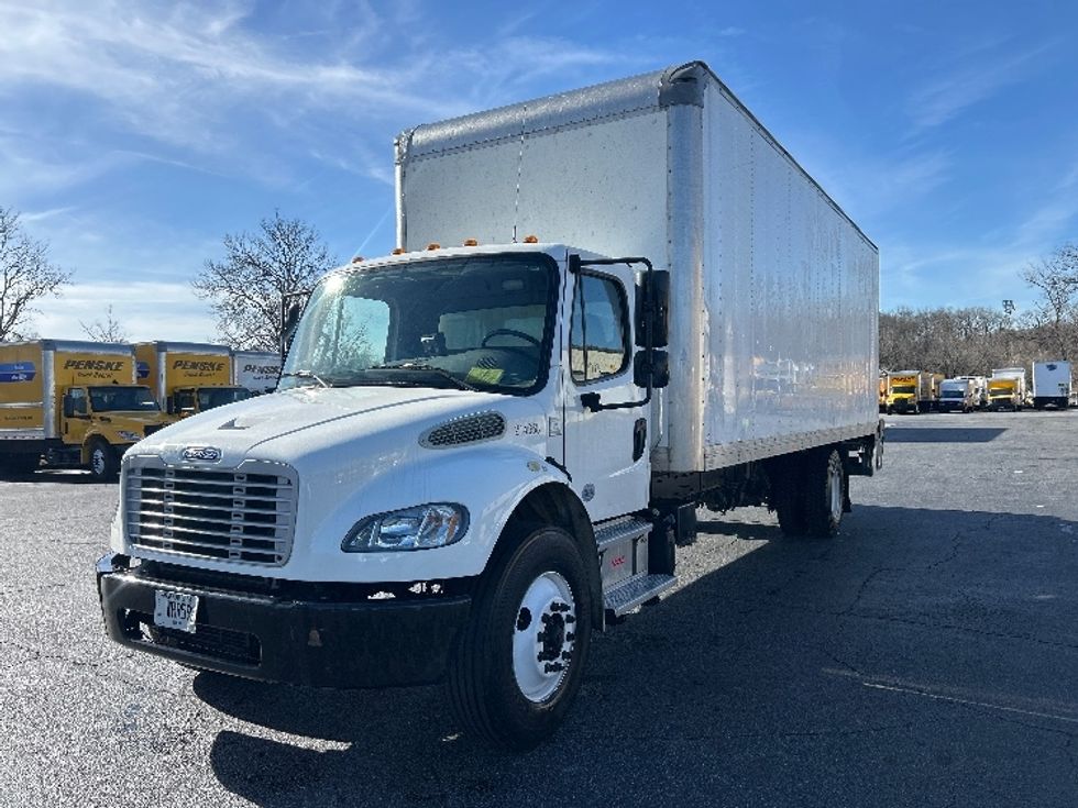 Medium Duty Box Truck-Light and Medium Duty Trucks-Freightliner-2019-M2-Atlanta-GA-153,215\n\t\tmiles-$ 54,750 - Image 3