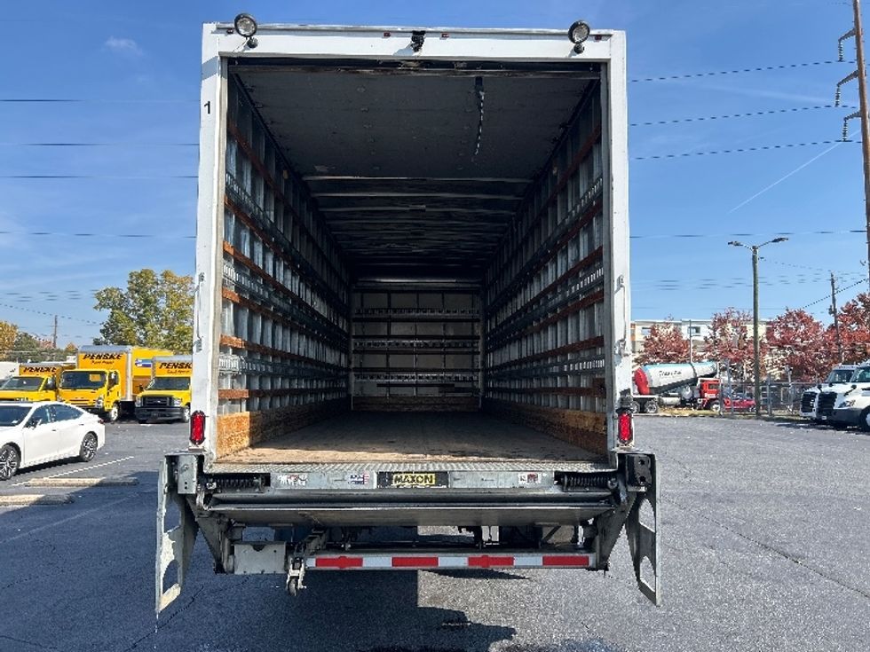 Medium Duty Box Truck-Light and Medium Duty Trucks-Freightliner-2019-M2-Atlanta-GA-159,365\n\t\tmiles-$ 54,250 - Image 8
