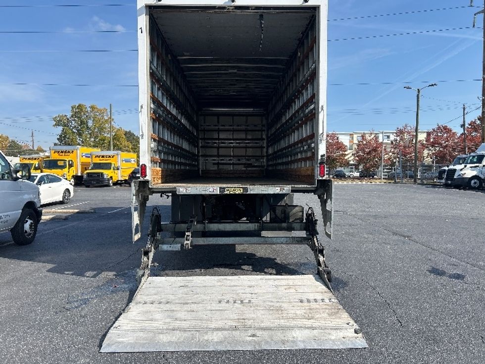 Medium Duty Box Truck-Light and Medium Duty Trucks-Freightliner-2019-M2-Atlanta-GA-159,365\n\t\tmiles-$ 54,250 - Image 9