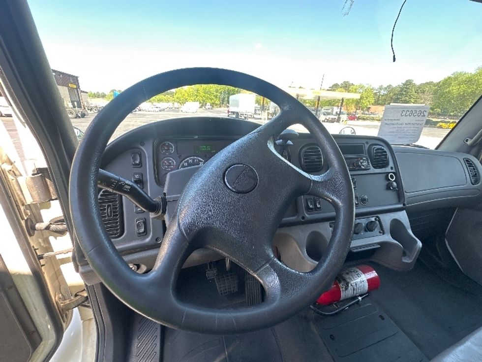 Medium Duty Box Truck-Light and Medium Duty Trucks-Freightliner-2019-M2-Atlanta-GA-167,445\n\t\tmiles-$ 52,500 - Image 16
