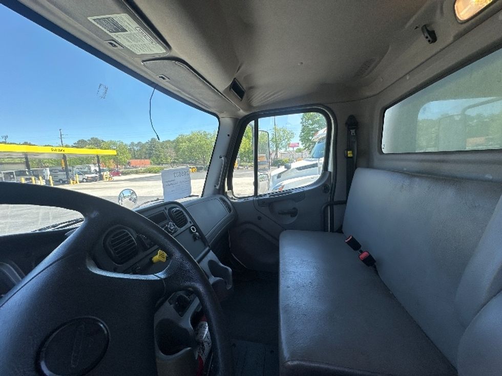 Medium Duty Box Truck-Light and Medium Duty Trucks-Freightliner-2019-M2-Atlanta-GA-167,445\n\t\tmiles-$ 52,500 - Image 18