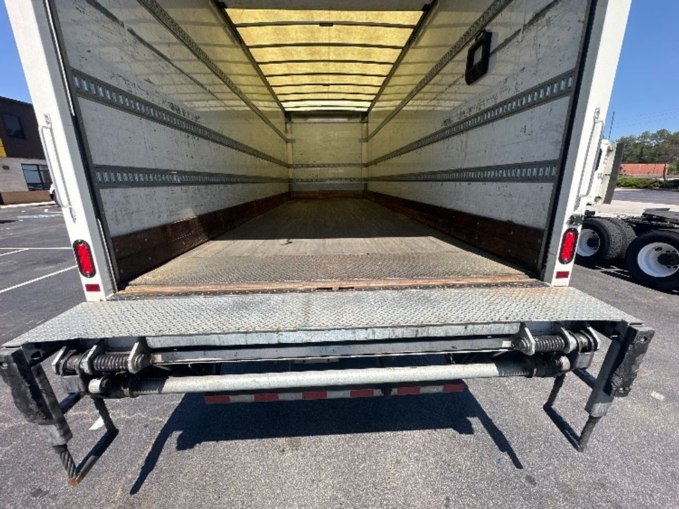 Medium Duty Box Truck-Light and Medium Duty Trucks-Freightliner-2019-M2-Atlanta-GA-167,445\n\t\tmiles-$ 52,500 - Image 9