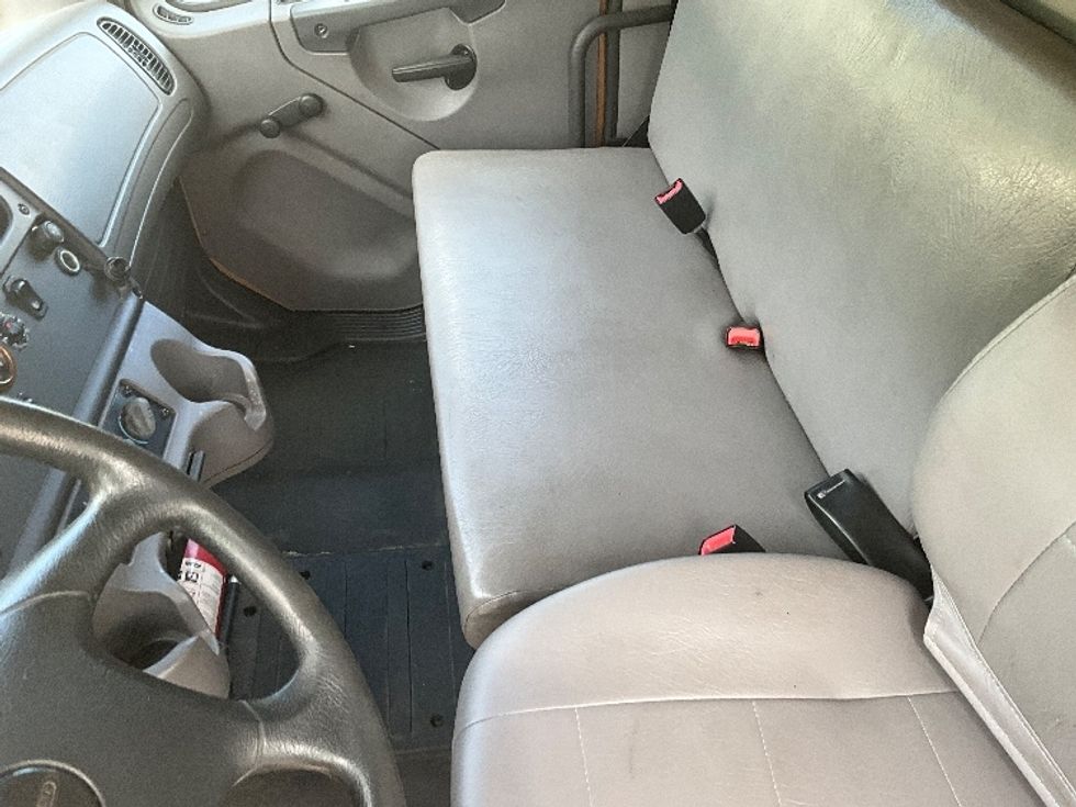 Medium Duty Box Truck-Light and Medium Duty Trucks-Freightliner-2019-M2-Atlanta-GA-279,469\n\t\tmiles-$ 38,750 - Image 19