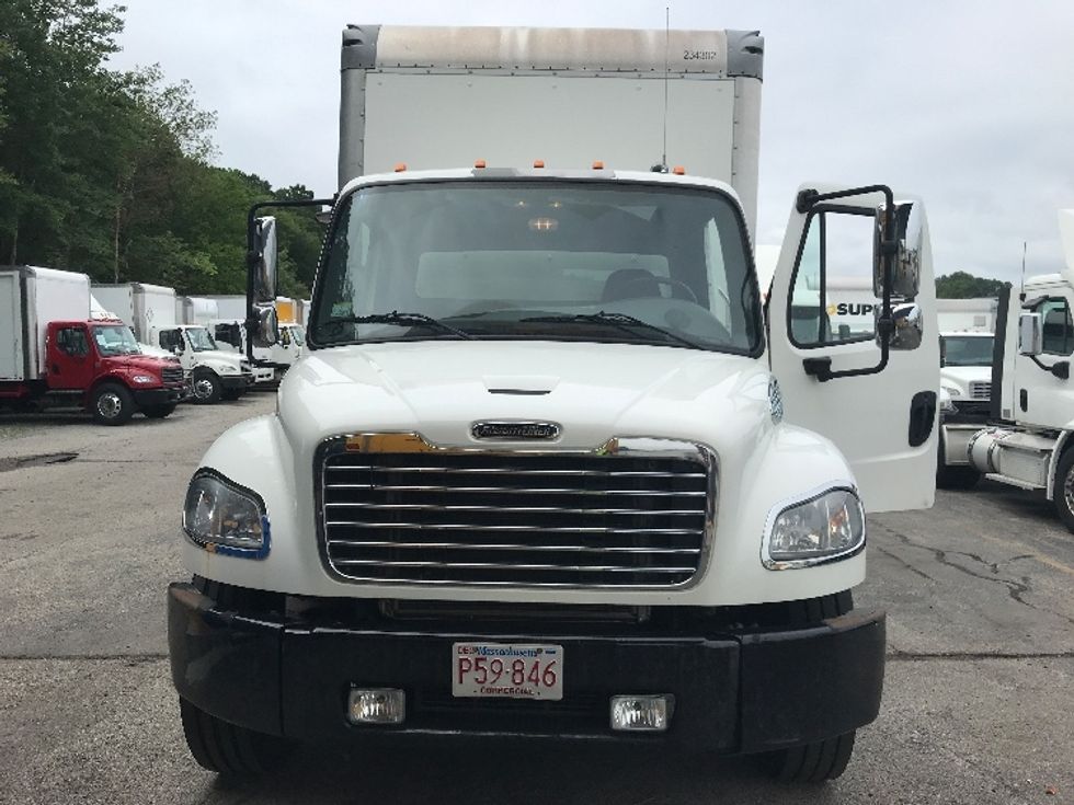 Medium Duty Box Truck-Light and Medium Duty Trucks-Freightliner-2019-M2-Auburn-MA-109,668\n\t\tmiles-$ 54,000 - Image 2