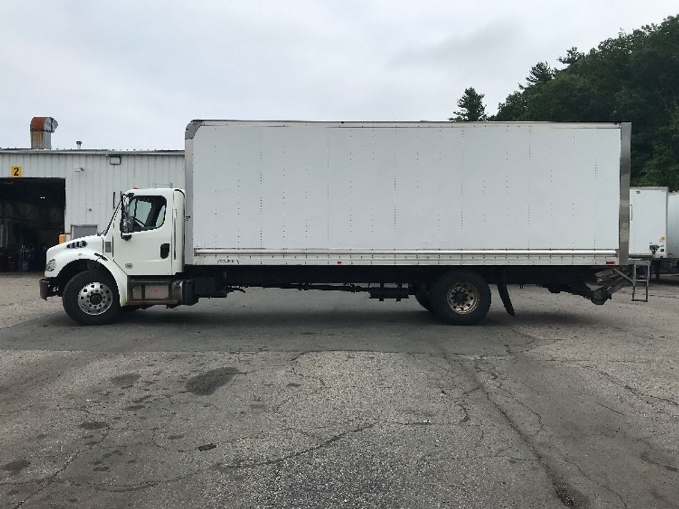 Medium Duty Box Truck-Light and Medium Duty Trucks-Freightliner-2019-M2-Auburn-MA-109,668\n\t\tmiles-$ 54,000 - Image 4
