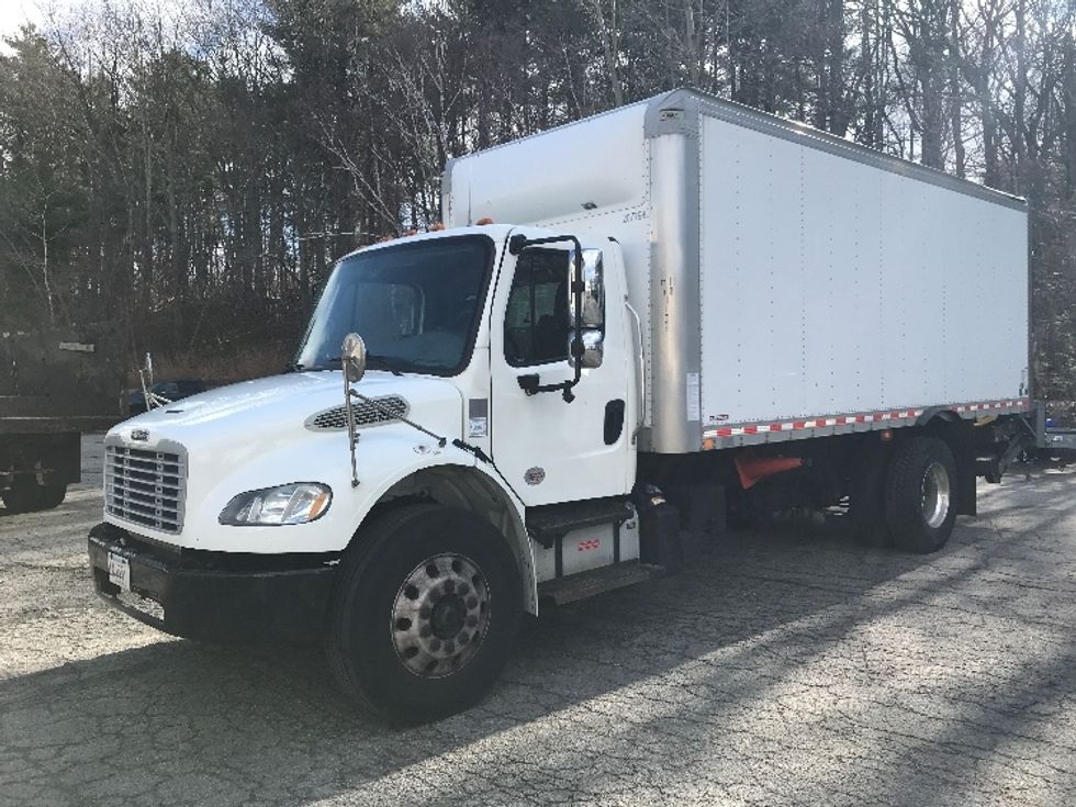 2019 Freightliner M2 106 Medium Duty photo 3